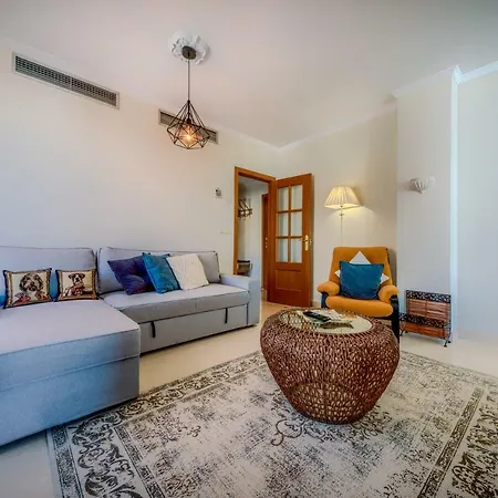 Atico Parque Kotinoussa * Кадіс