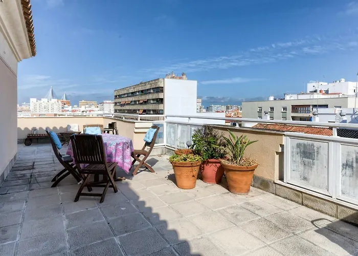 Atico Parque Kotinoussa Apartment Cádiz