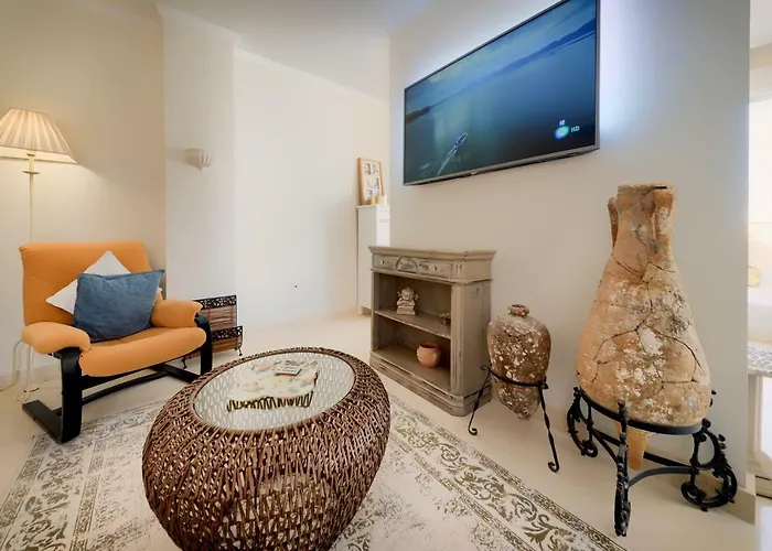 Atico Parque Kotinoussa * 카디스