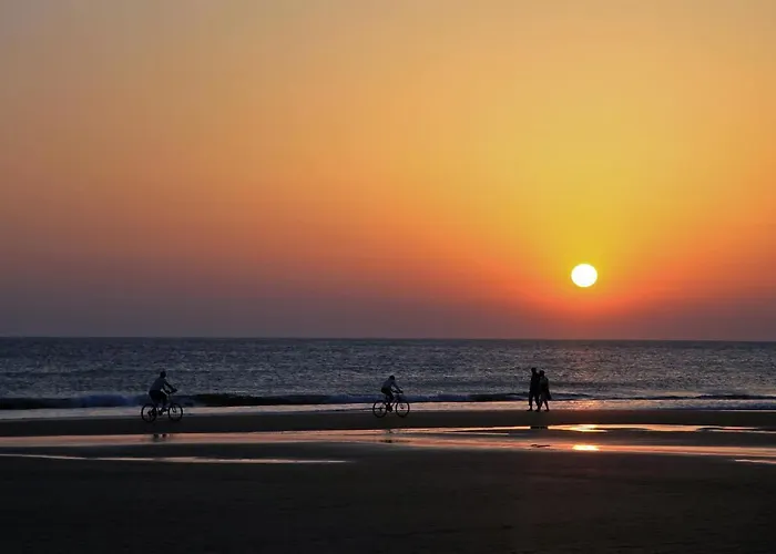 Atico Parque Kotinoussa 아파트